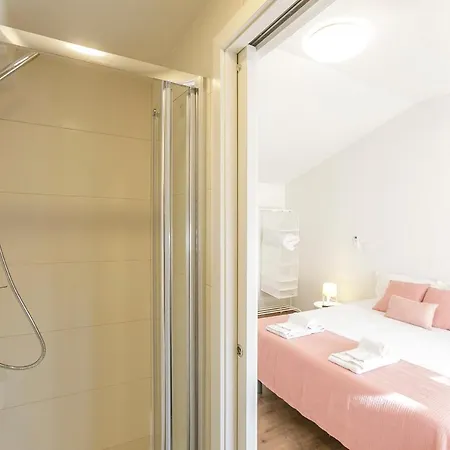 Alloggio in famiglia Lovelystay - 1st A Mirante *