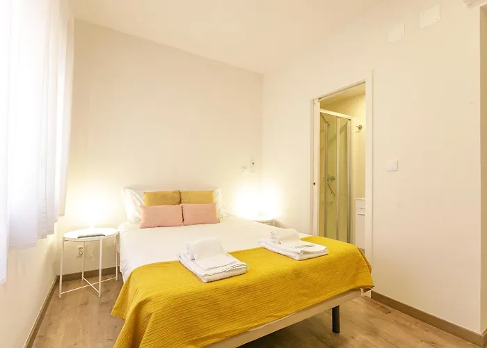 Lovelystay - 1st A Mirante Habitación en casa particular Oporto