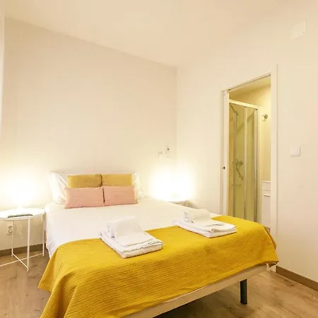 Lovelystay - 1st A Mirante منزل للإقامة بورتو